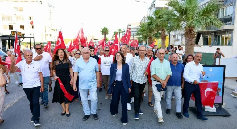 ATATÜRK'ÜN ÇEŞME'YE GELİŞİ KUTLANDI