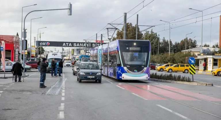 Çiğli ve Karşıyaka tramvay hatlarında aktarmasız ulaşım kolaylığı başlıyor