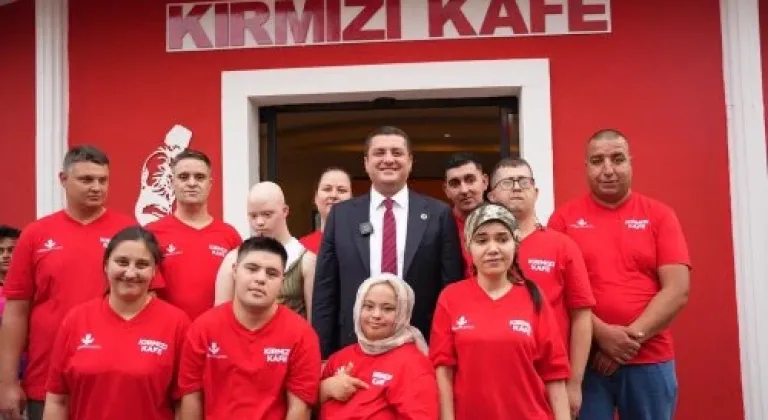 TORBALI'NIN KIRMIZI KAFESİ